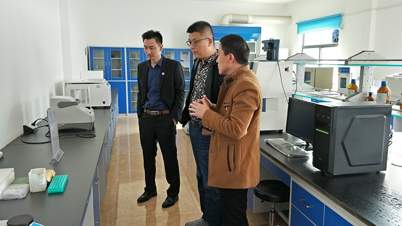 山(shān)東(dōng)尚生(shēng)農(nóng)牧白(bái)總參觀檢測中心