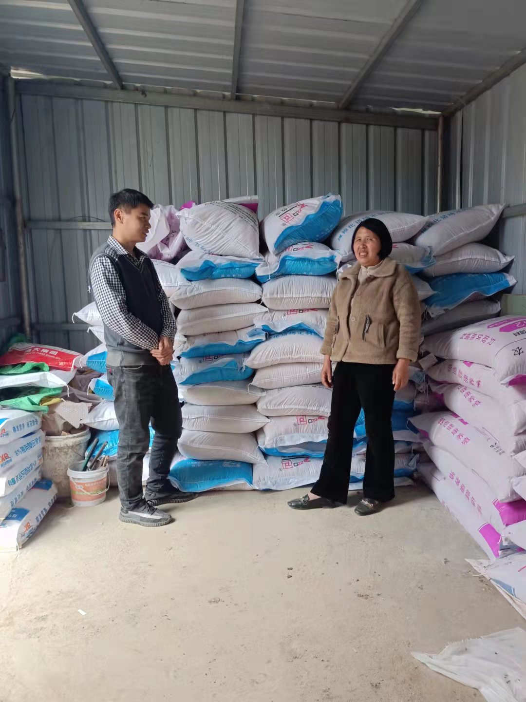 【追光(guāng)者】做(zuò)一(yī)名輕松自(zì)在的(de)飼料營銷人(rén)