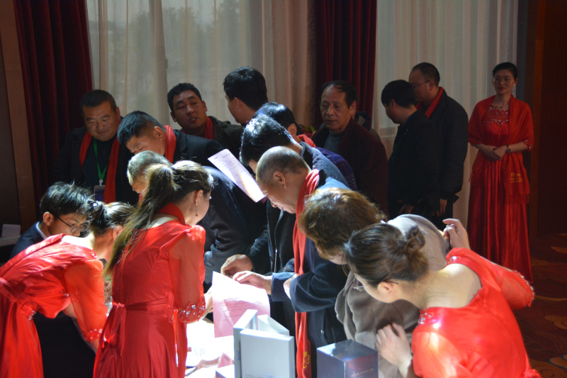 戮力同行(xíng) · 逐夢未來(lái)—— 中原邦農(nóng)集團2021年(nián)第一(yī)季度大(dà)會(huì)暨新品發布會(huì)圓滿落幕