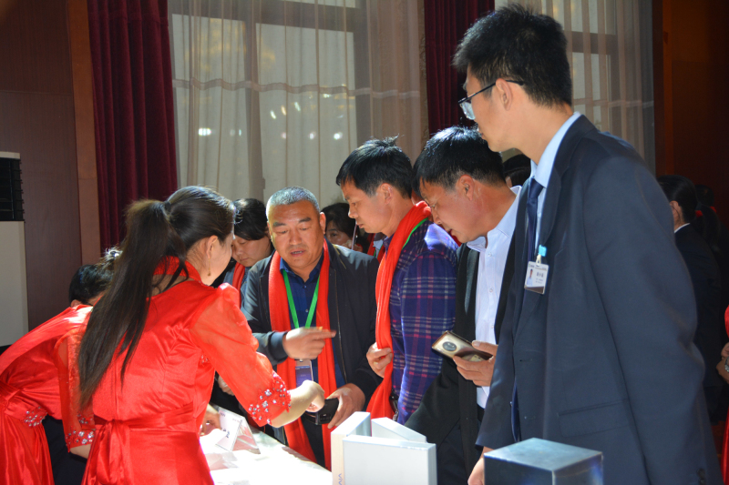 戮力同行(xíng) · 逐夢未來(lái)—— 中原邦農(nóng)集團2021年(nián)第一(yī)季度大(dà)會(huì)暨新品發布會(huì)圓滿落幕